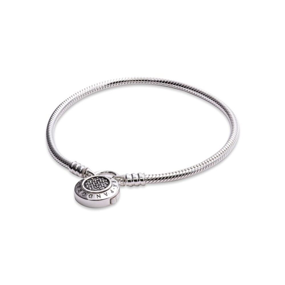 PANDORA Snake chain bracelet in sterling silver and PANDORA logo padlock clasp